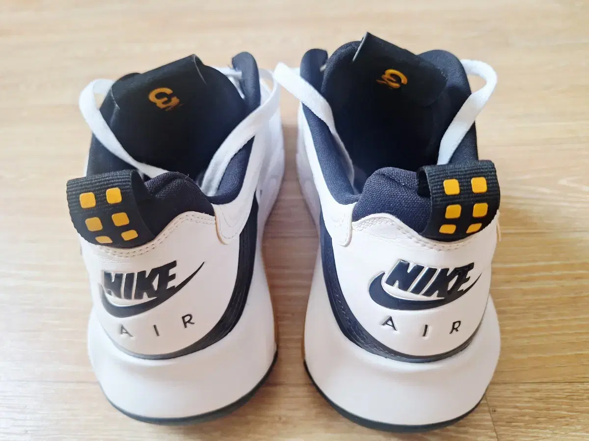 thumbnail-7